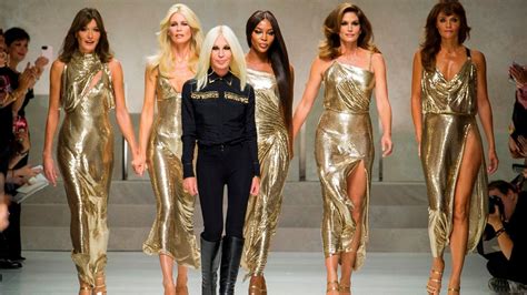 chi sono gli stilisti che si rispecchiano in versace